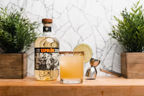 Dive into the Cocktail Culture